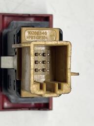 BOTAO PISCA ALERTA GOL SAVEIRO 2017 Á 2021 10133934