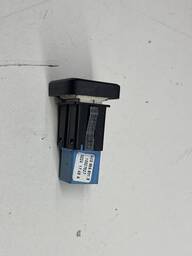 BOTAO ABERTURA PORTA MALAS GOL VOYAGE 08 Á 12 5U0959831