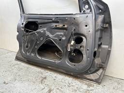 PORTA DIANTEIRA ESQUERDA VECTRA 1997 1999 A 2005