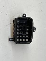 DIFUSOR AR DIREITO HILUX SW4 2016 Á 2020 55650KK090