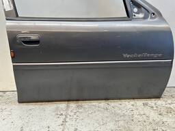 PORTA DIANTEIRA DIREITA VECTRA 1997 1998 A 2005