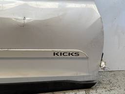 PORTA DIANTEIRA DIREITA KICKS 2017 2018 A 2024