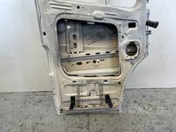 PORTA DIANTEIRA ESQUERDA MERCEDES SPRINTER 2020 2021 2022/..
