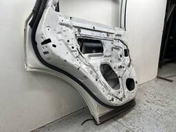 PORTA TRASEIRA ESQUERDA INFINIT F35 F50 2009 2010 A 2013