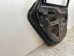 PORTA TRASEIRA ESQUERDA SENTRA 2014 2015 A 2020