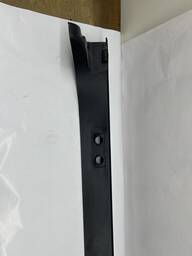 ACABAMENTO LATERAL ESQUERDA CAÇAMBA FIAT TORO 2016 Á 2023