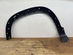 MOLDURA PARALAMA DIANTEIRO DIREITO TORO 2016 2017 A 2023