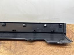 SPOILER LATERAL DIREITA FIAT TORO 2016 Á 2023