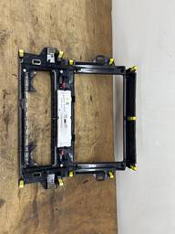 MOLDURA ACABAMENTO CONTROLE AR SW4 HILUX 2020 Á 2023