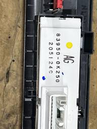 MOLDURA ACABAMENTO CONTROLE AR SW4 HILUX 2020 Á 2023