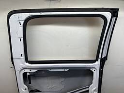 PORTA TRASEIRA ESQUERDA RAM 2500 3500 2019 2020 2021/..