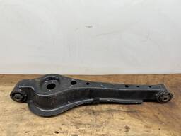 BANDEJA TRASEIRA TOYOTA SW4 2016/