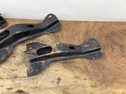 SUPORTE AGREGRADO TOYOTA HILUX 2016 Á 2023