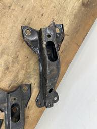 SUPORTE AGREGRADO TOYOTA HILUX 2016 Á 2023