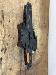 MACACO TROCA RODA TOYOTA SW4 HILUX 2016 Á 2014