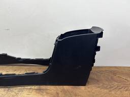 CONSOLE CENTRAL APOIO BRAÇO TOYOTA HILUX 2016 Á 2024