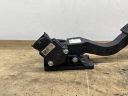 PEDAL ACELERADOR HYUNDAI HR 2013 Á 2022 351904A700