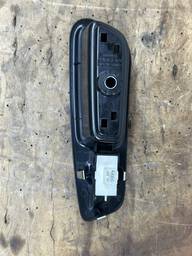 MOLDURA C/ BOTAO VIDRO FIAT TORO 16 Á 24