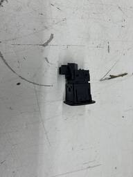 BOTAO CHAVE LIGA DESLIGA AIRBAG HILUX 2020