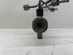 FLAUTA BICO INJETOR TOYOTA HILUX 2.8 2016 Á 2024