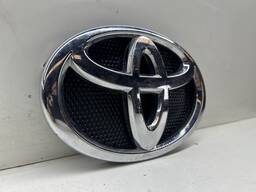EMBLEMA TOYOTA SW4 HILUX 2016 Á 2024