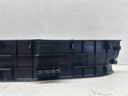 FRISO SOLEIRA INTERNA TOYOTA HULIX 2016 Á 2022