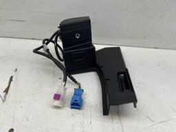 Entrada USB Auxiliar Mercedes C180 2011 á 2014