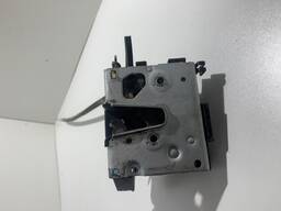 Fechadura Porta Dianteira Direita Audi A3 98 a 05 A AR