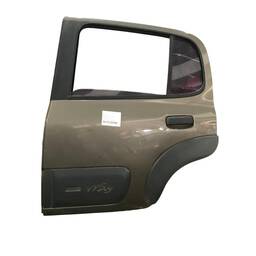 Porta Traseira Esquerda Uno Way 2011 a 2021 C/ Furo Moldura