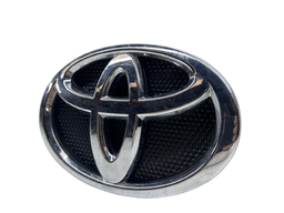 EMBLEMA LOGO TOYOTA HILUX / SW4 - 2016 A 2025
