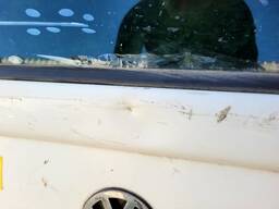 TAMPA TRASEIRA SUPERIOR KOMBI 1998 1999 A 2014