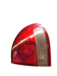 Lanterna Traseira Direita Corsa Classic Ls 2011 a 16 (canto)