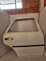 Porta Traseira Direita Gol Parati Bola G2 G3 G4