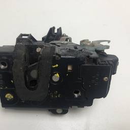 Fechadura Porta Traseira Dire Golf Polo Bora 98 a 13 s/trava