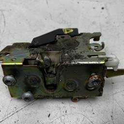 FECHADURA PORTA DIANTEIRA DIREITA SPRINTER 1997 A 2011