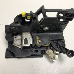 FECHADURA PORTA DIANTEIRA DIREIT SANDERO LOGAN 14/ S/TVA ELÉ