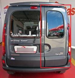 Tampa Traseira Direita Kangoo 2009 a 2018 (Com Vigia)