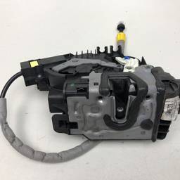 Fechadura porta Dianteira Direita Mercedes Gle Glc 2016/