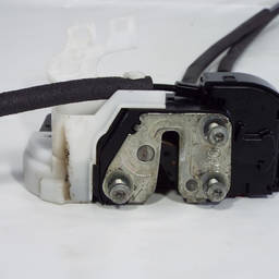 FECHADURA PORTA TRASEIRA DIREITA IX35 2011 12 13 14 15/..