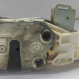 FECHADURA PORTA DIANTEIRA DIR L200 OUTDOOR TR4 04 A 12 C/TVA