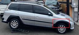 Moldura Paralama Dianteiro Dir Peugeot 207 Escapade 09/14