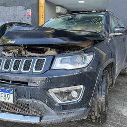 SUCATAJeep Compass 2017 2.0 Limited Flex Aut. 5p  PARA RETIRADA DE PEÇAS