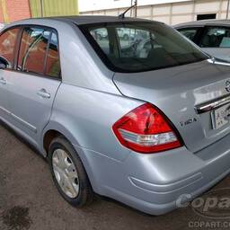 Nissan Tiida Sedan 2013 1.8 Flex 4p