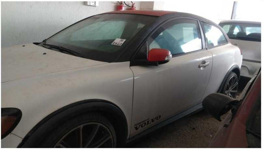 VOLVO C30,2.1,AT,Gasolina 2008