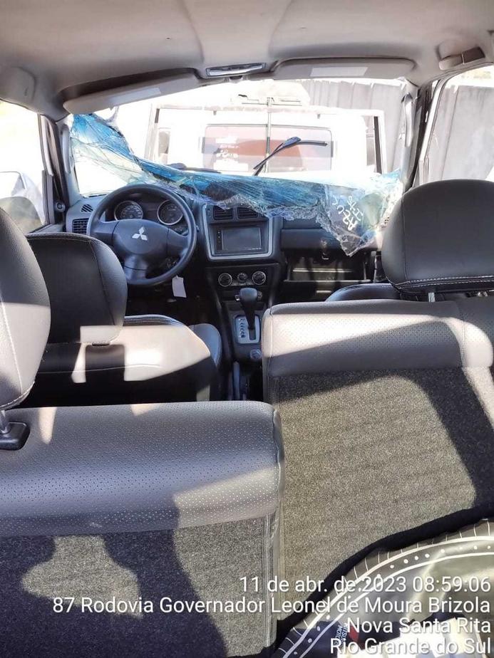 MITSUBISHI  TR4,FLEX,4x4,AT,2.0 2013