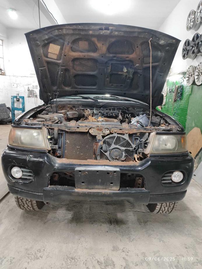 MITSUBISHI PAJERO SPORT GLS 3.0 AT 4X4 GASOLINA 2001