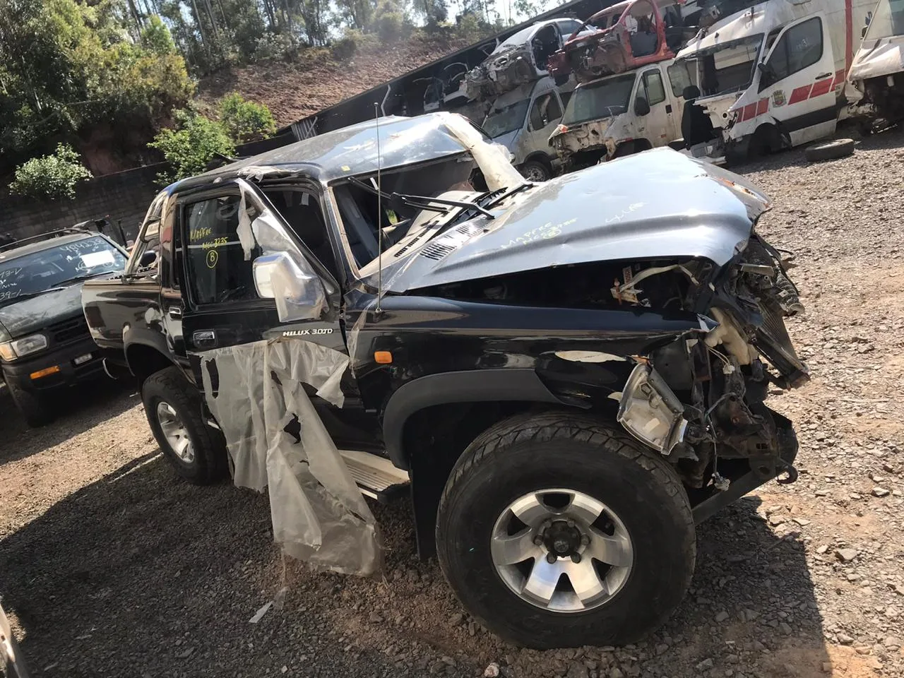 TOYOTA HILUX SRV 2003