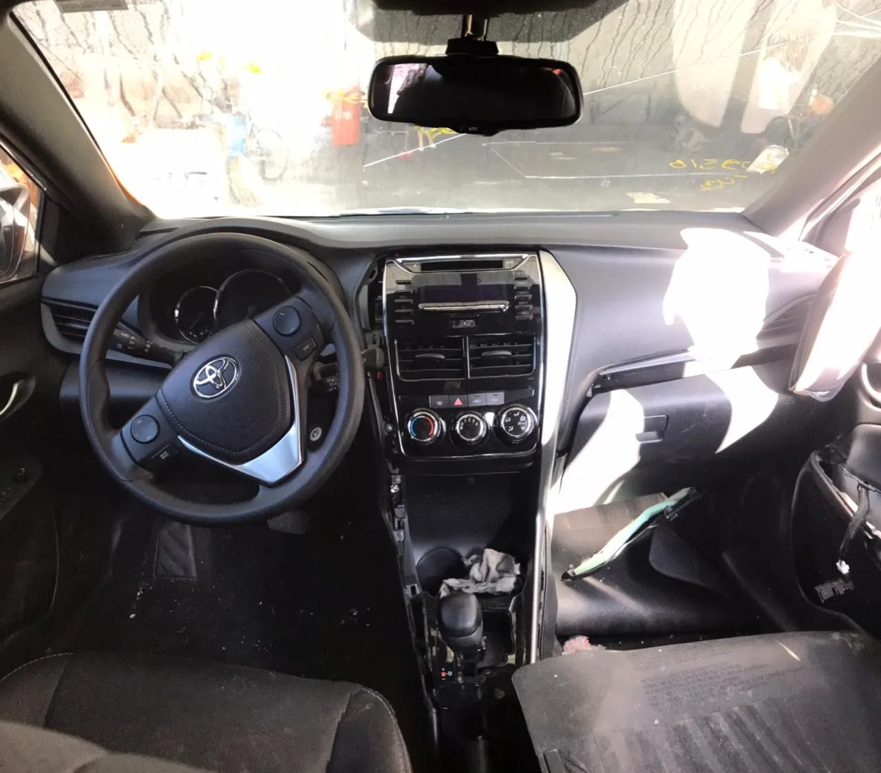 TOYOTA YARIS HB XL 1.3 AT 16V 2019