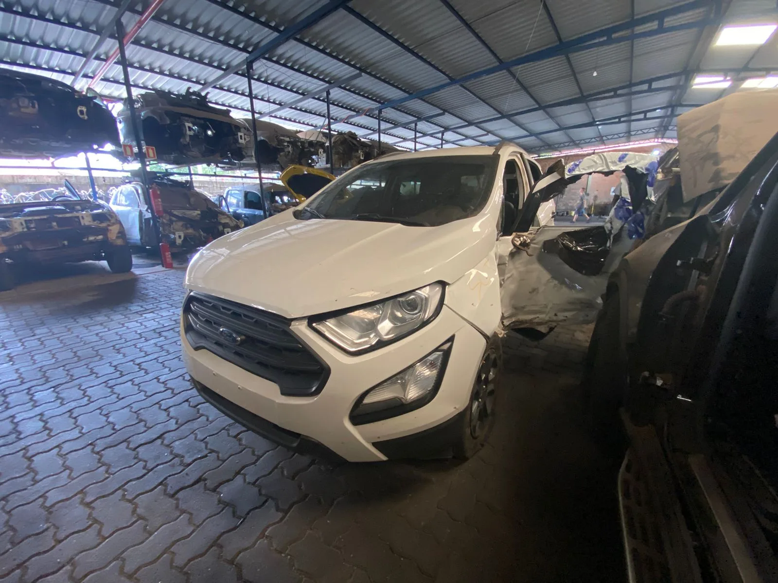 FORD ECOSPORT FSL AT 1.5 18.19