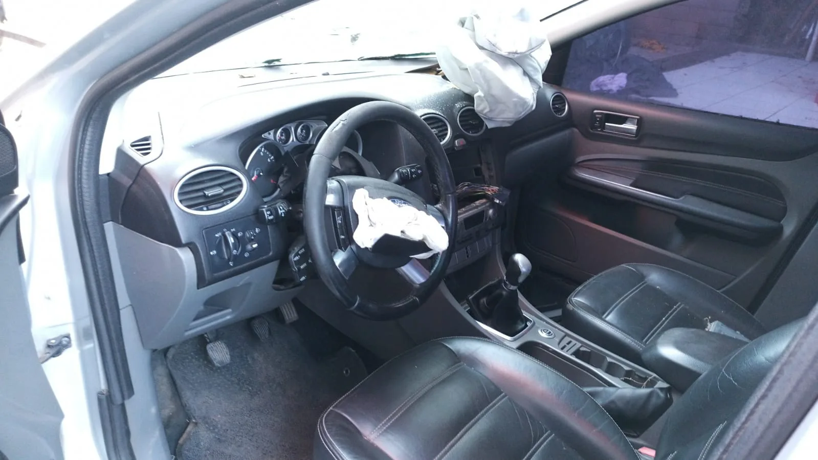 FORD FOCUS GHIA 2.0 2009
